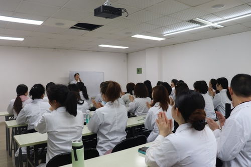 图 催乳师.育婴师.产后恢复师等培训 成都中医大技能培训 成都职业培训