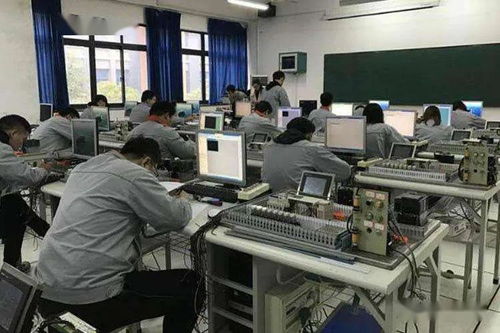 兴宏程 免费职业技能培训 国家扶持项目