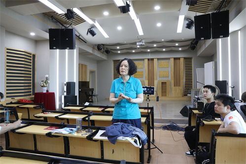 首届艺术教师职业技能培训现代音乐类圆满结束